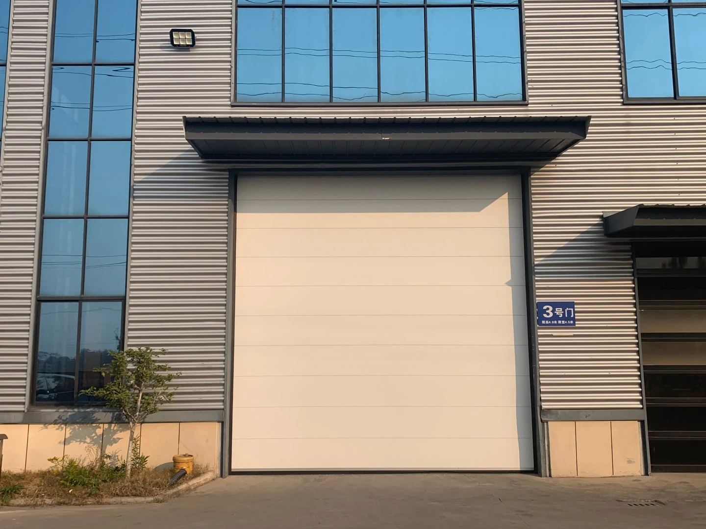 安必信门业塔城地区服务站
